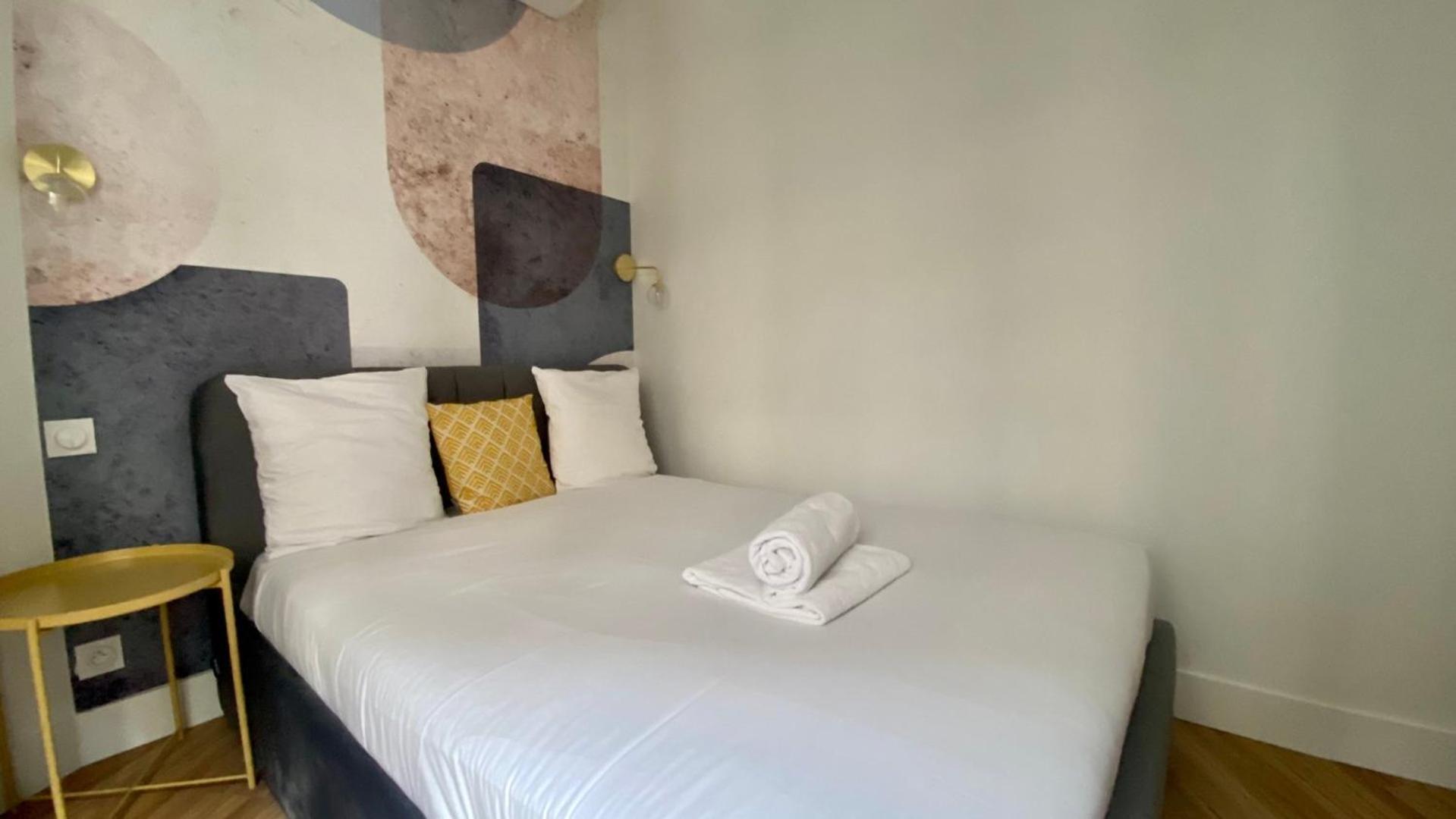 Appartement Lumineux Proche Saint-Lazare - 8P Paris Ngoại thất bức ảnh