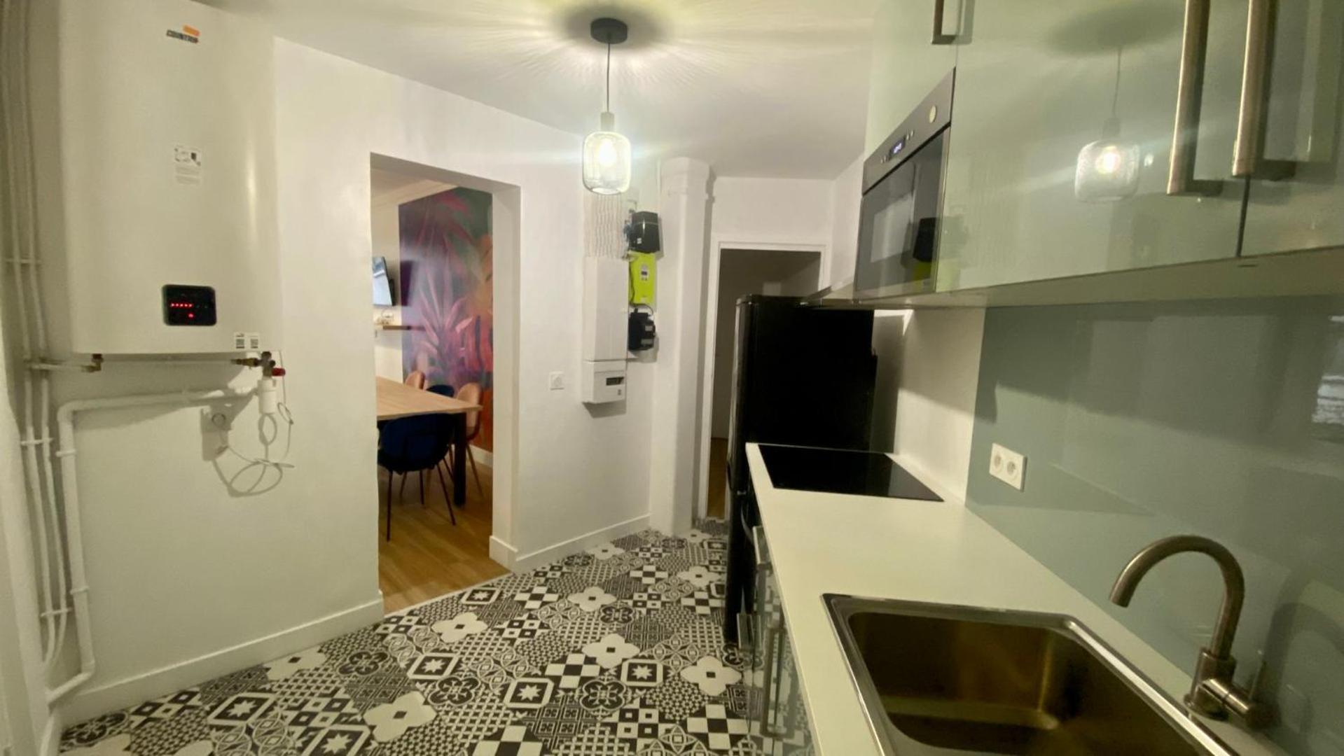 Appartement Lumineux Proche Saint-Lazare - 8P Paris Ngoại thất bức ảnh